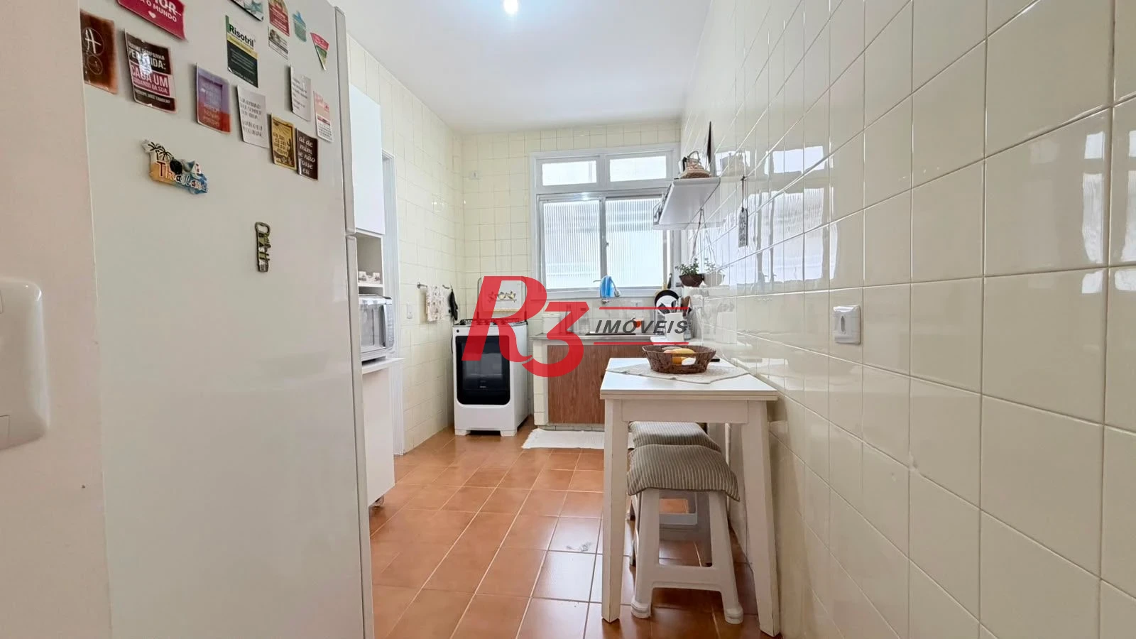 Apartamento com 2 dormitórios para alugar, 90 m² por R$ 4.500,00/mês - Pompéia - Santos/SP