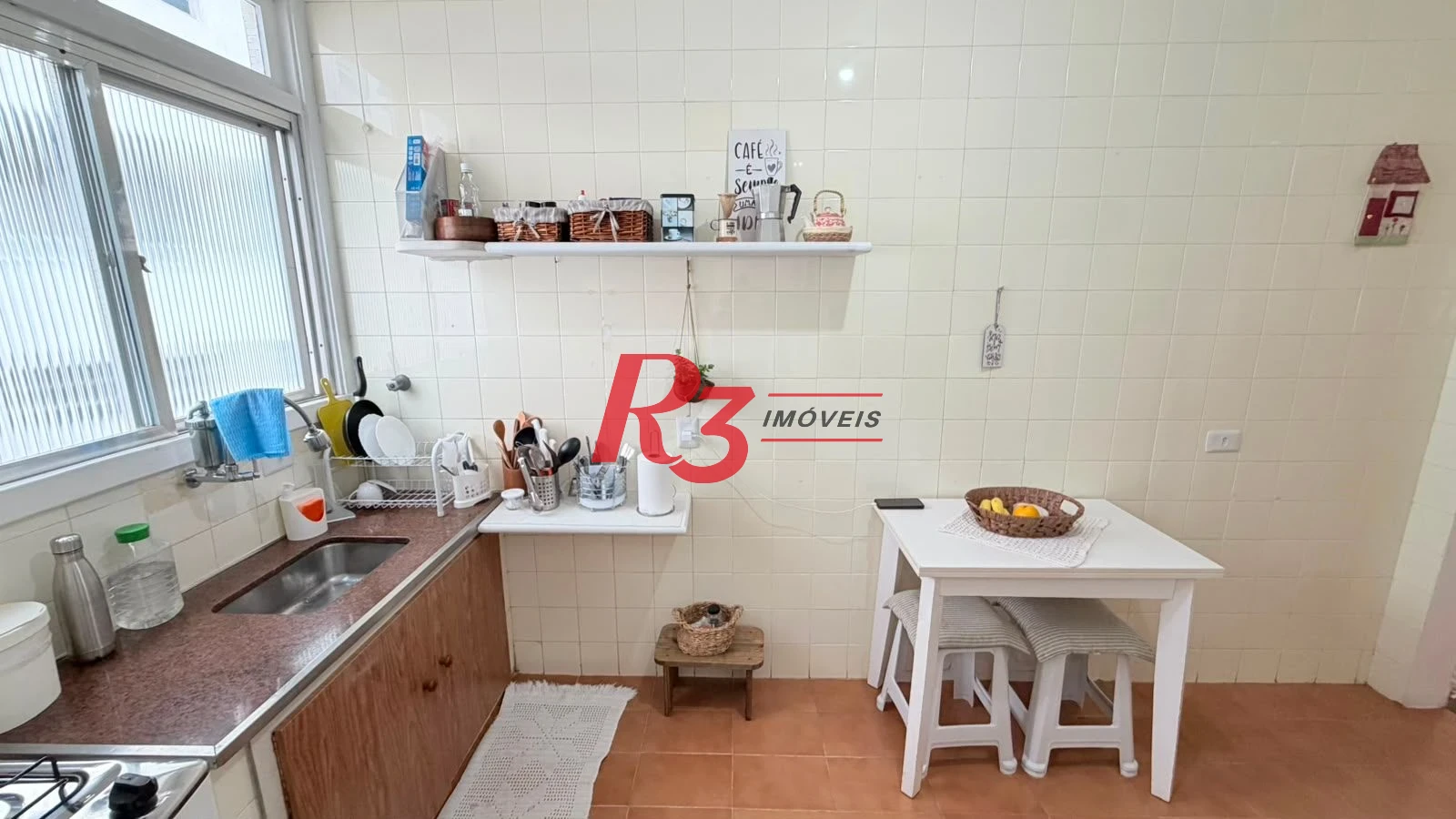 Apartamento com 2 dormitórios para alugar, 90 m² por R$ 4.500,00/mês - Pompéia - Santos/SP