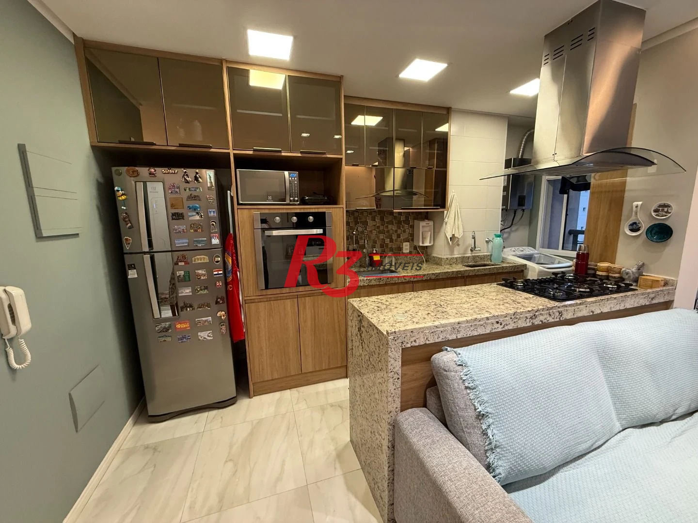 Apartamento com 2 dormitórios para alugar, 63 m² por R$ 4.800,00/mês - Marapé - Santos/SP