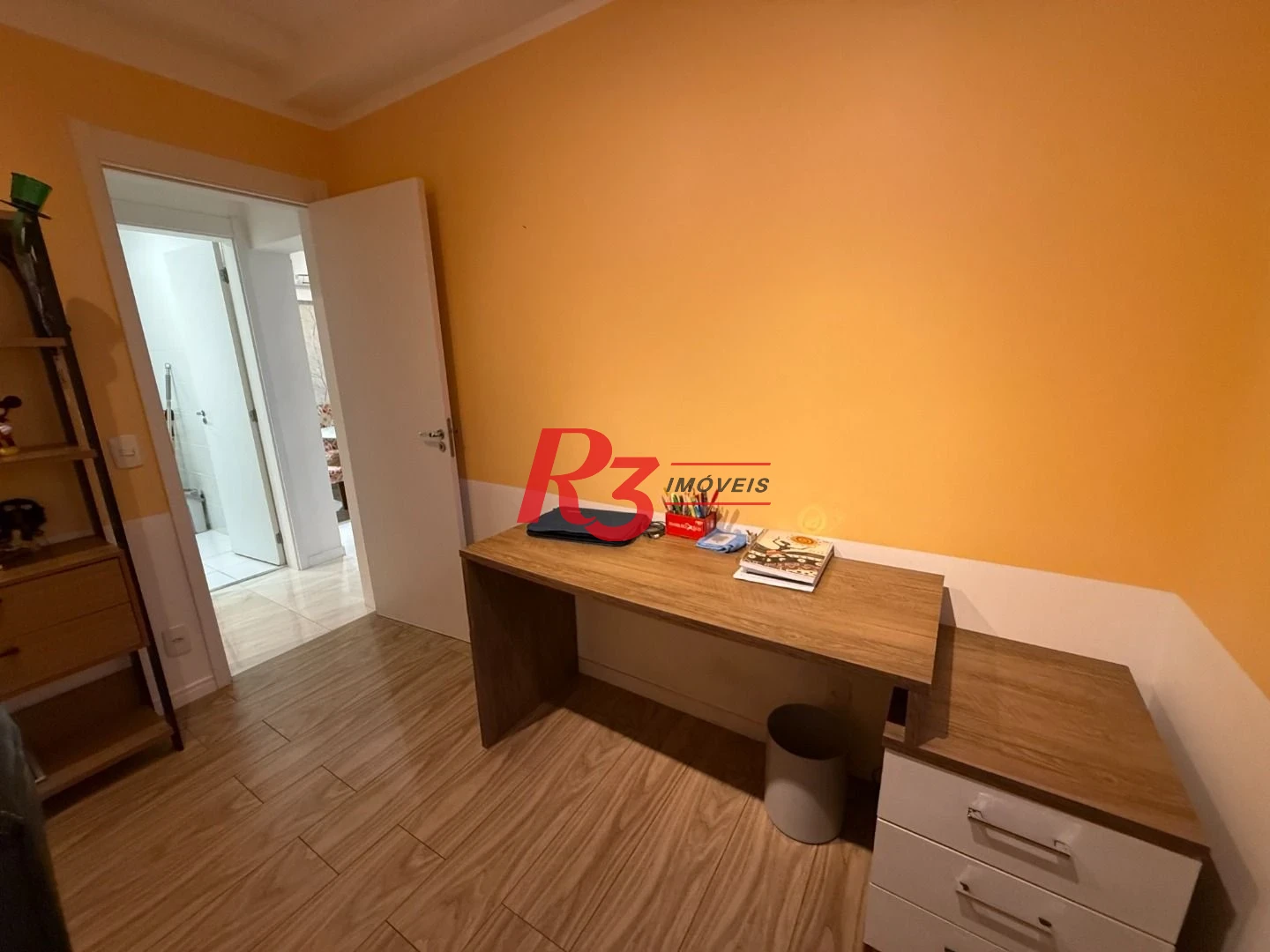 Apartamento com 2 dormitórios para alugar, 63 m² por R$ 4.800,00/mês - Marapé - Santos/SP