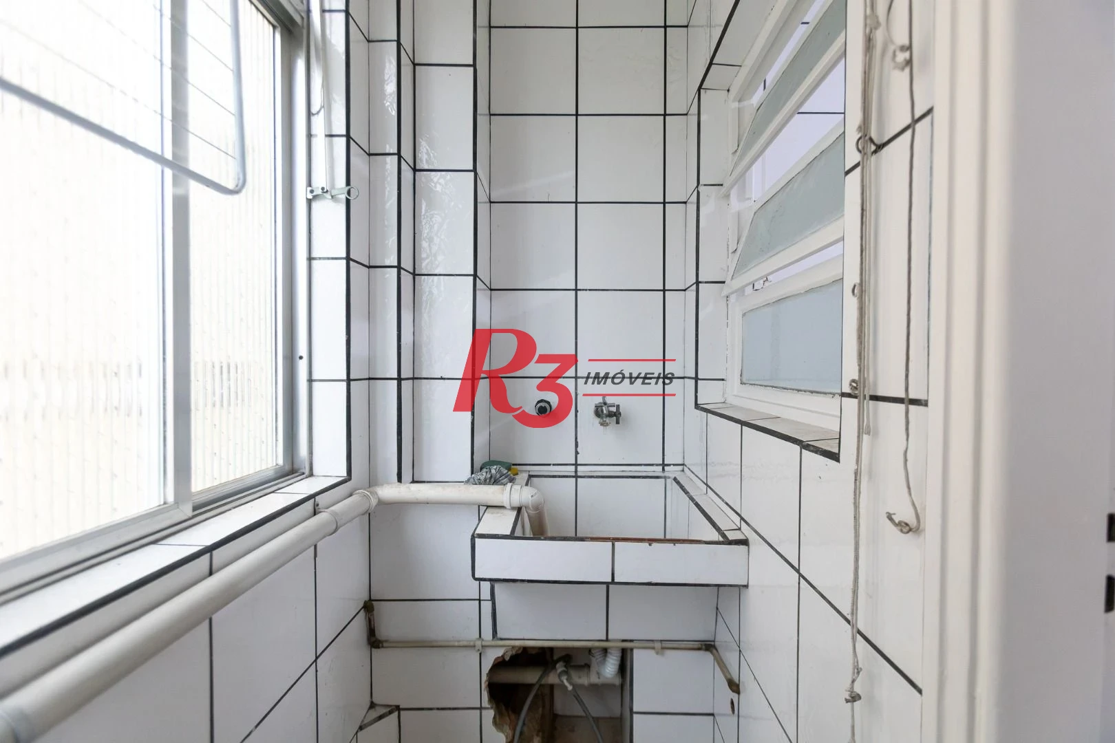 Apartamento com 1 dormitório à venda, 51 m² por R$ 415.000,00 - Gonzaga - Santos/SP