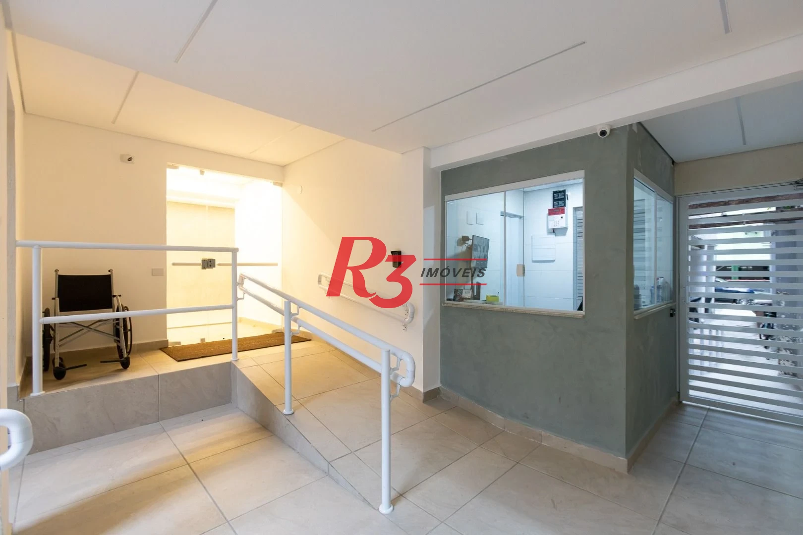 Apartamento com 1 dormitório à venda, 51 m² por R$ 415.000,00 - Gonzaga - Santos/SP