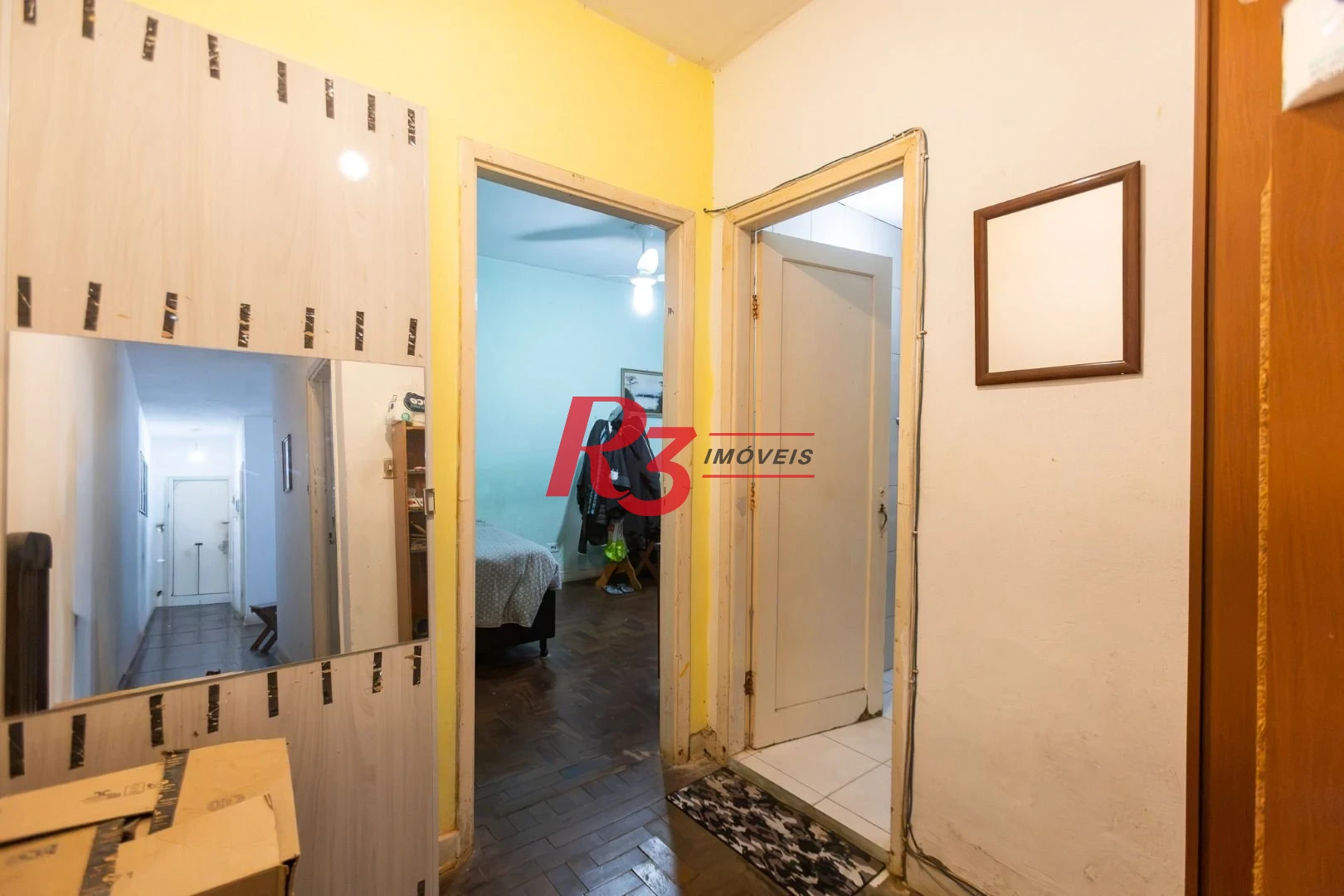 Apartamento com 2 dormitórios à venda, 92 m² por R$ 480.000,00 - Encruzilhada - Santos/SP