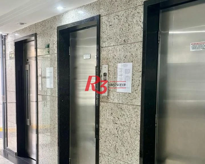 Kitnet com 1 dormitório à venda, 37 m² por R$ 310.000,00 - Embaré - Santos/SP