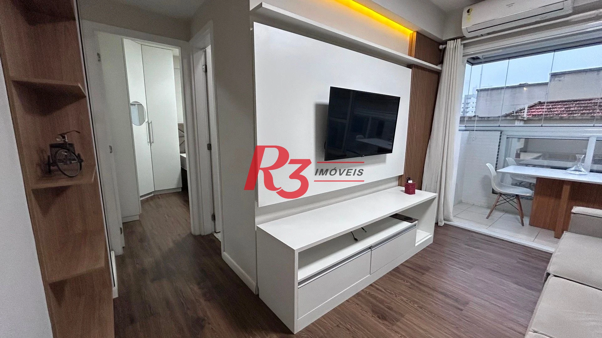 Apartamento com 1 dormitório, 45 m² - venda por R$ 750.000,00 ou aluguel por R$ 5.000,00/ano - Ponta da Praia - Santos/SP