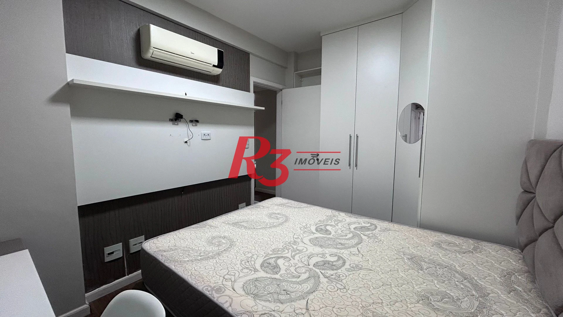 Apartamento com 1 dormitório, 45 m² - venda por R$ 750.000,00 ou aluguel por R$ 5.000,00/ano - Ponta da Praia - Santos/SP