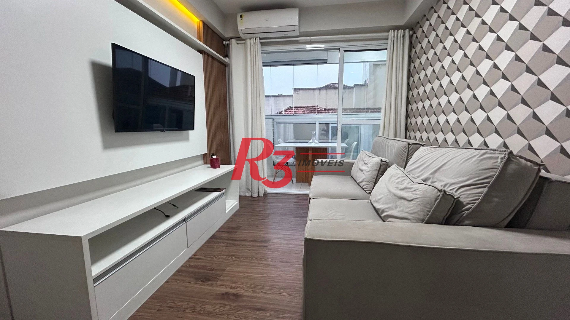Apartamento com 1 dormitório, 45 m² - venda por R$ 750.000,00 ou aluguel por R$ 5.000,00/ano - Ponta da Praia - Santos/SP