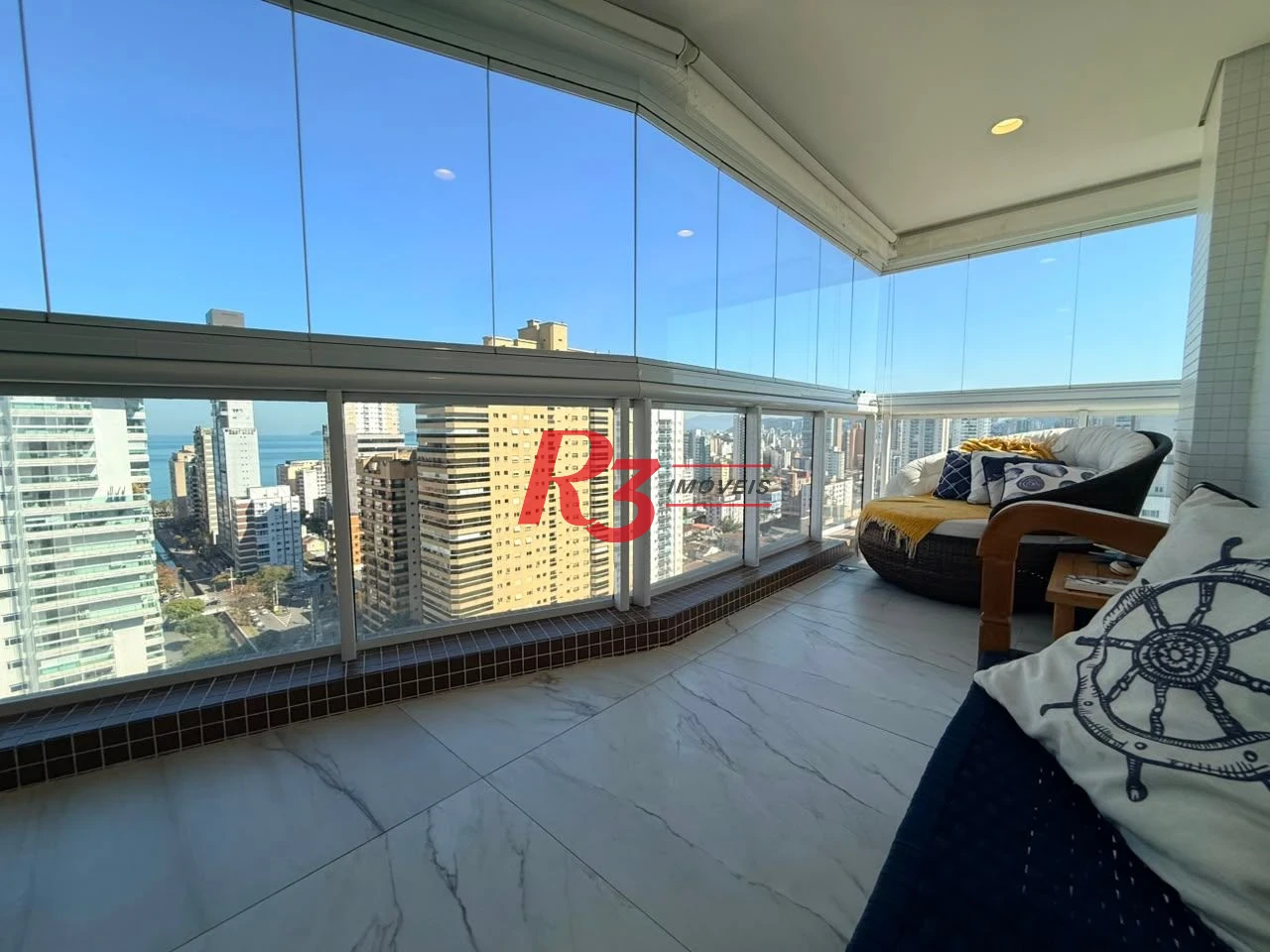 Apartamento com 3 dormitórios à venda, 164 m² por R$ 3.400.000,00 - Aparecida - Santos/SP