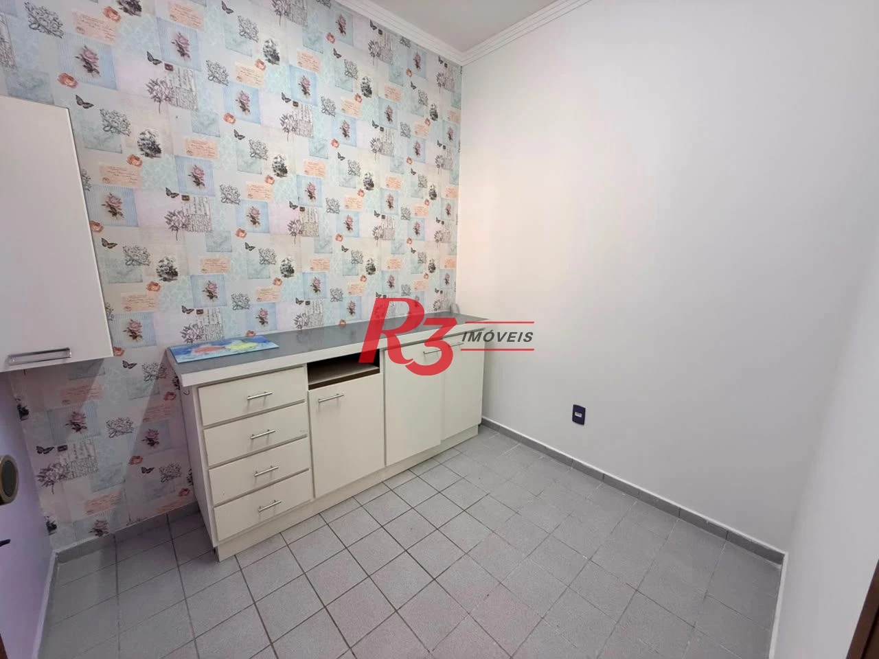 Apartamento com 3 dormitórios à venda, 145 m² por R$ 1.350.000,00 - Pompéia - Santos/SP