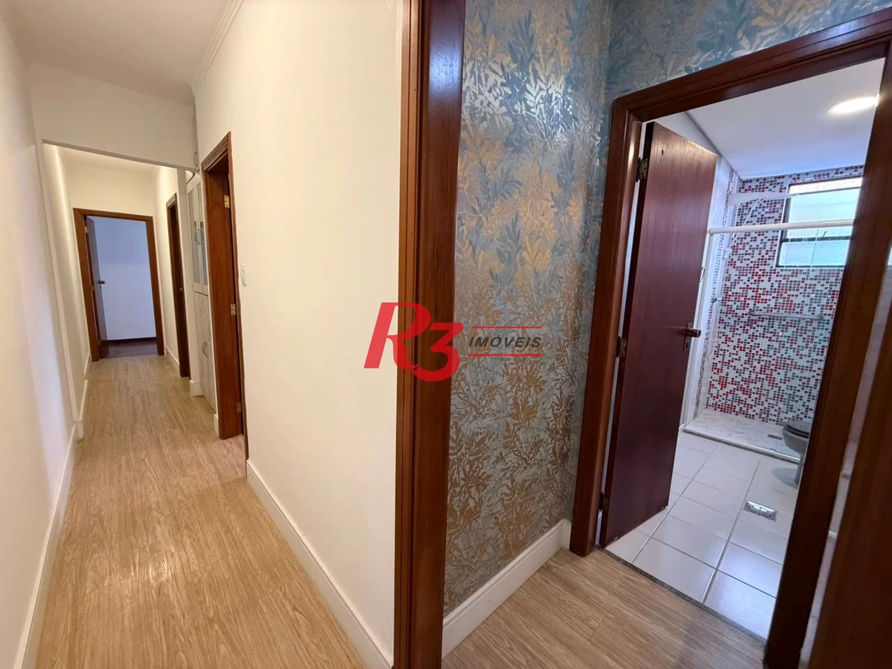 Apartamento com 3 dormitórios à venda, 145 m² por R$ 1.350.000,00 - Pompéia - Santos/SP