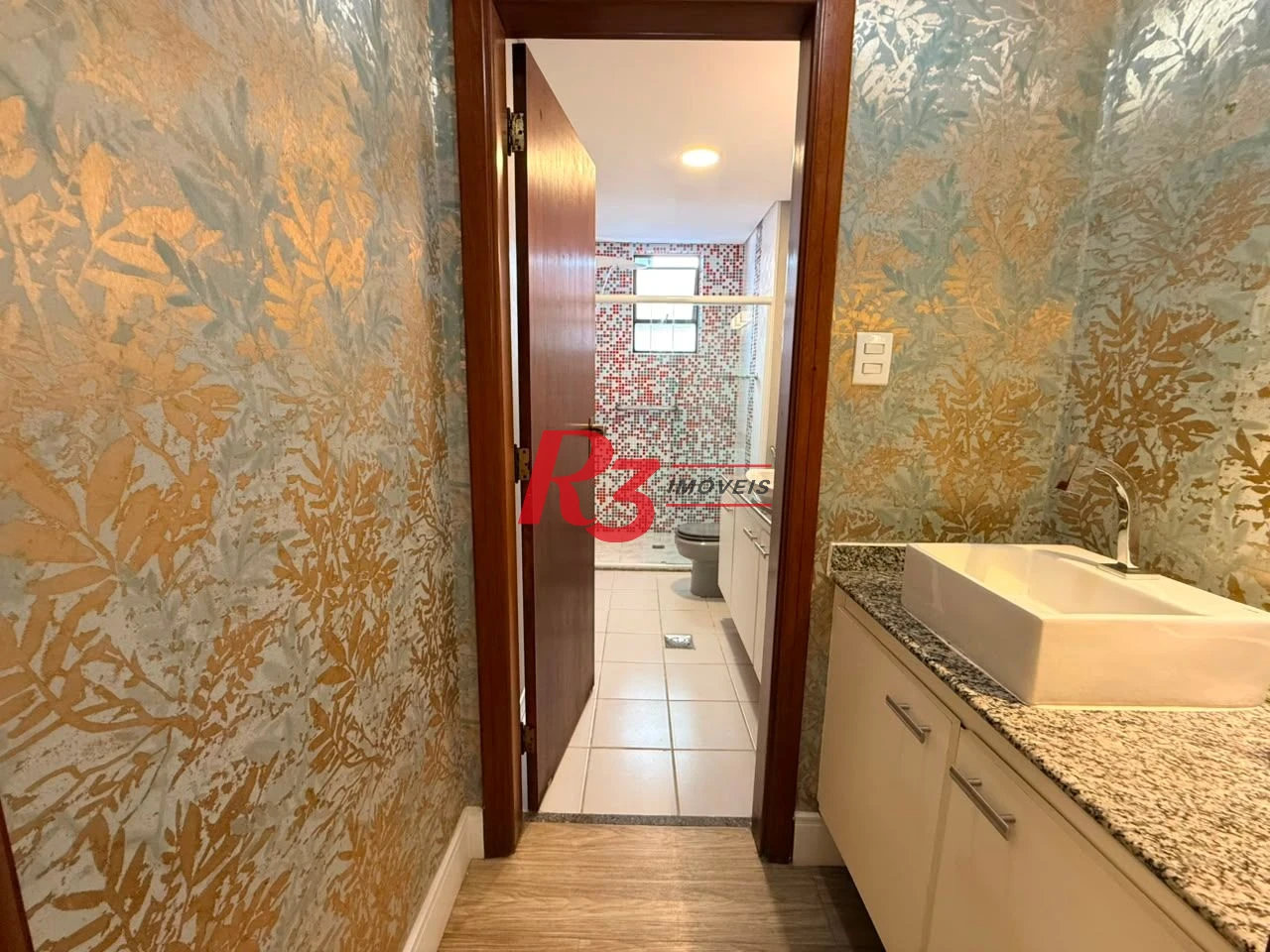 Apartamento com 3 dormitórios à venda, 145 m² por R$ 1.350.000,00 - Pompéia - Santos/SP