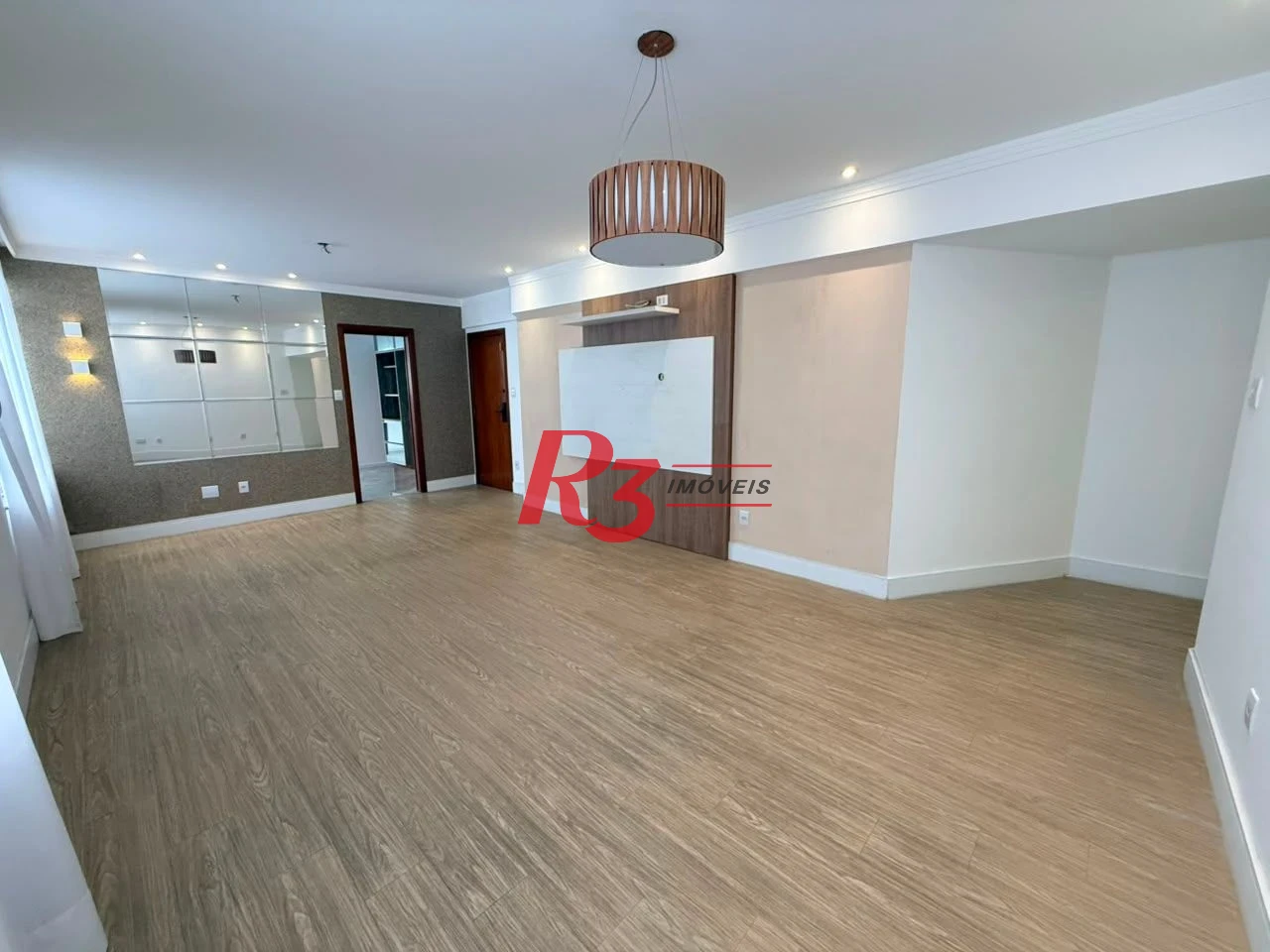 Apartamento com 3 dormitórios à venda, 145 m² por R$ 1.350.000,00 - Pompéia - Santos/SP