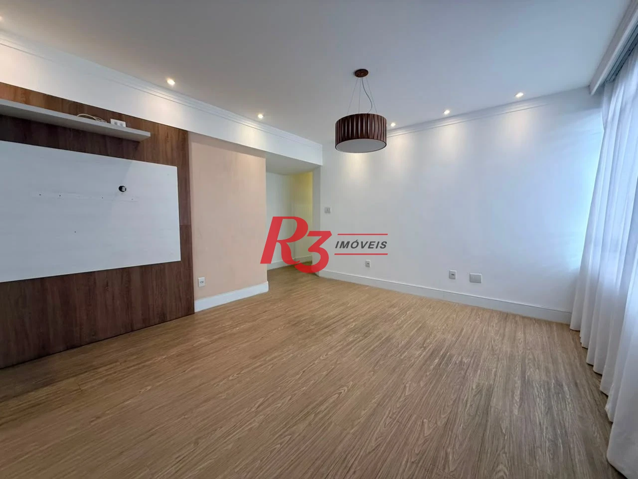 Apartamento com 3 dormitórios à venda, 145 m² por R$ 1.350.000,00 - Pompéia - Santos/SP