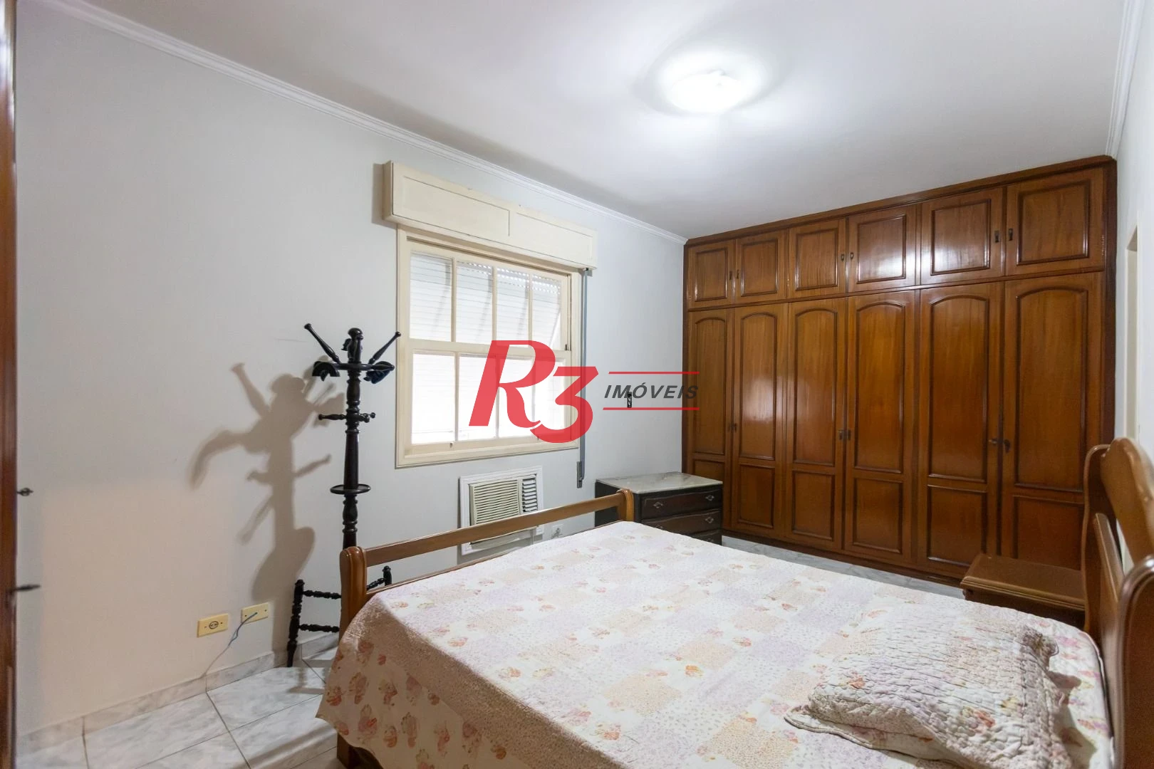 Apartamento com 3 dormitórios à venda, 178 m² por R$ 1.600.000,00 - Gonzaga - Santos/SP
