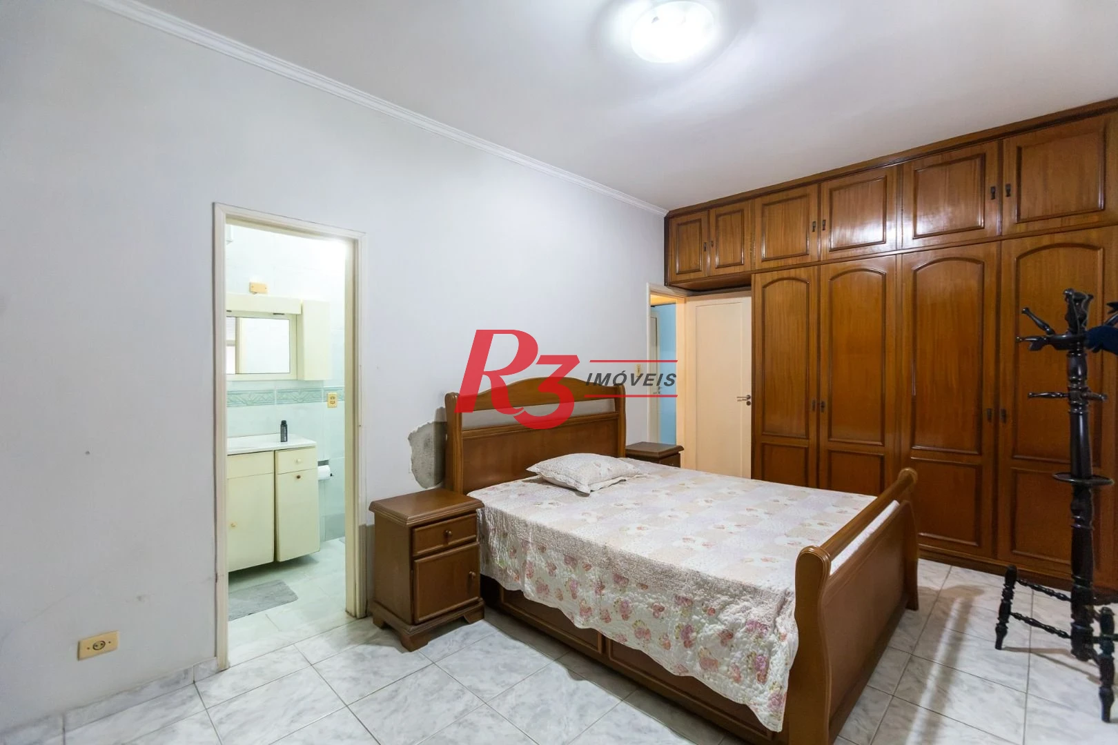 Apartamento com 3 dormitórios à venda, 178 m² por R$ 1.600.000,00 - Gonzaga - Santos/SP