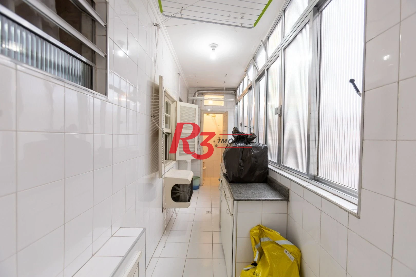 Apartamento com 3 dormitórios à venda, 178 m² por R$ 1.600.000,00 - Gonzaga - Santos/SP