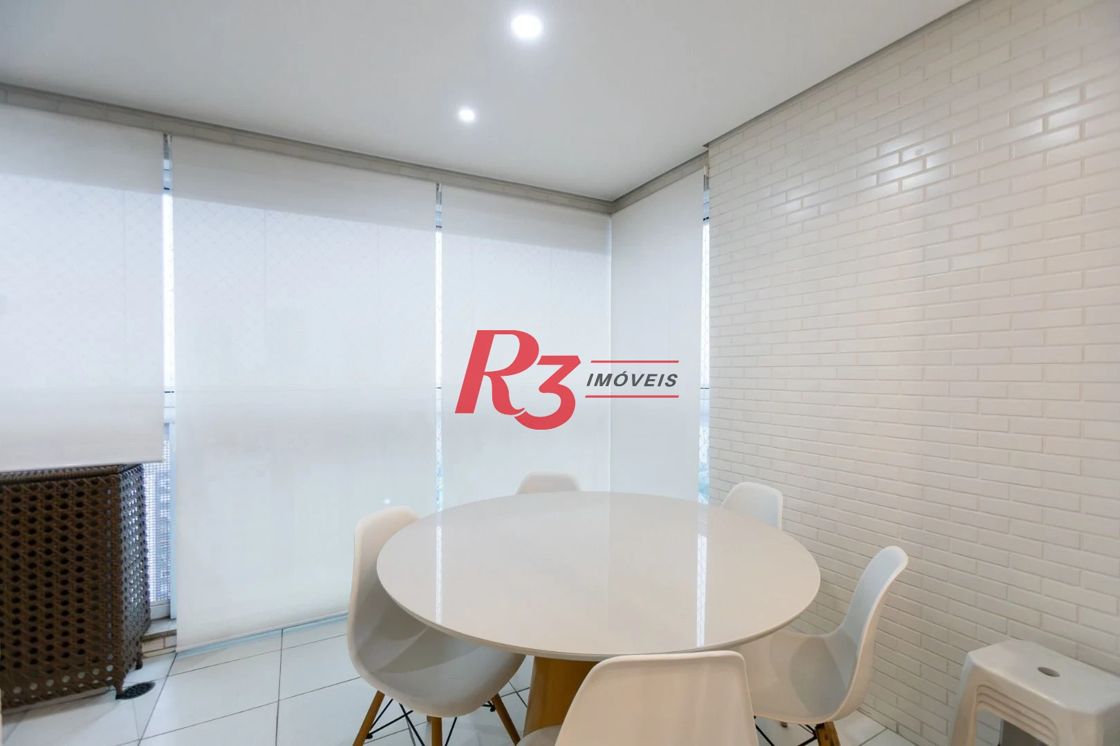 Apartamento com 1 dormitório para alugar, 49 m² por R$ 5.500,02/mês - Ponta da Praia - Santos/SP