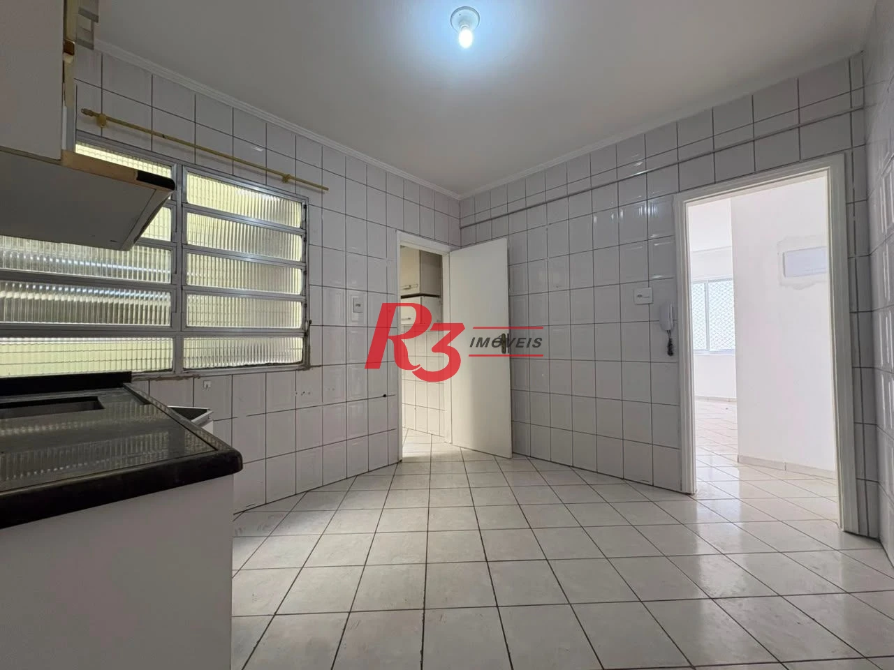 Apartamento com 2 dormitórios para alugar, 90 m² por R$ 3.200,00/mês - Gonzaga - Santos/SP