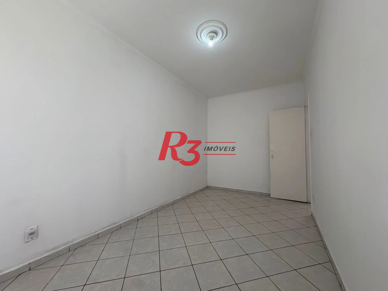 Apartamento com 2 dormitórios para alugar, 90 m² por R$ 3.200,00/mês - Gonzaga - Santos/SP
