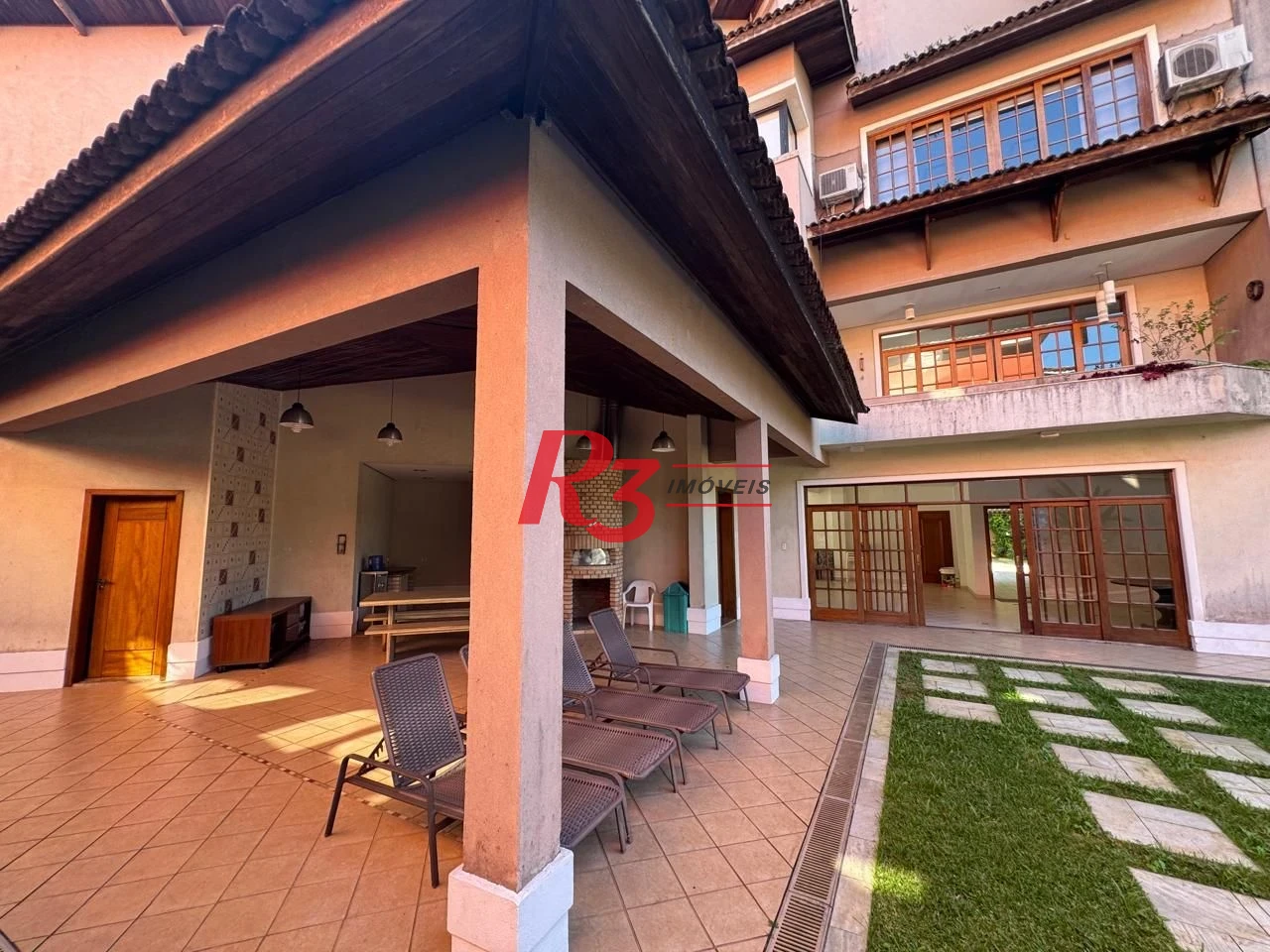 Casa com 4 dormitórios à venda, 960 m² por R$ 7.600.000,00 - Morro de Nova Cintra - Santos/SP