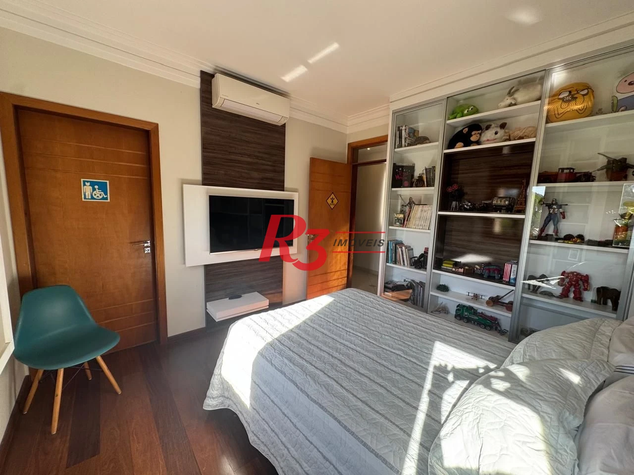 Casa com 4 dormitórios à venda, 960 m² por R$ 7.600.000,00 - Morro de Nova Cintra - Santos/SP