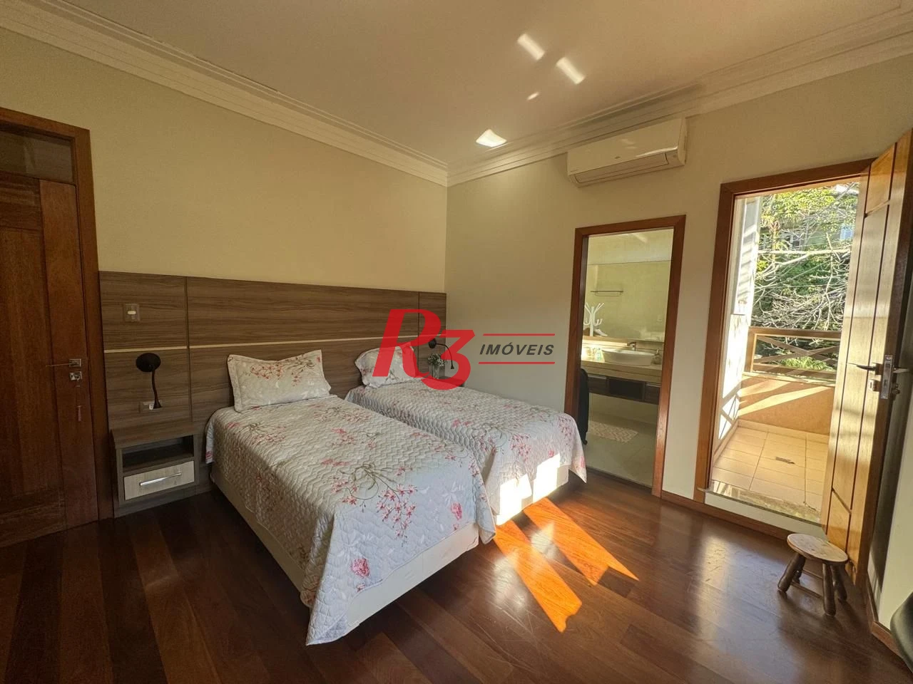 Casa com 4 dormitórios à venda, 960 m² por R$ 7.600.000,00 - Morro de Nova Cintra - Santos/SP