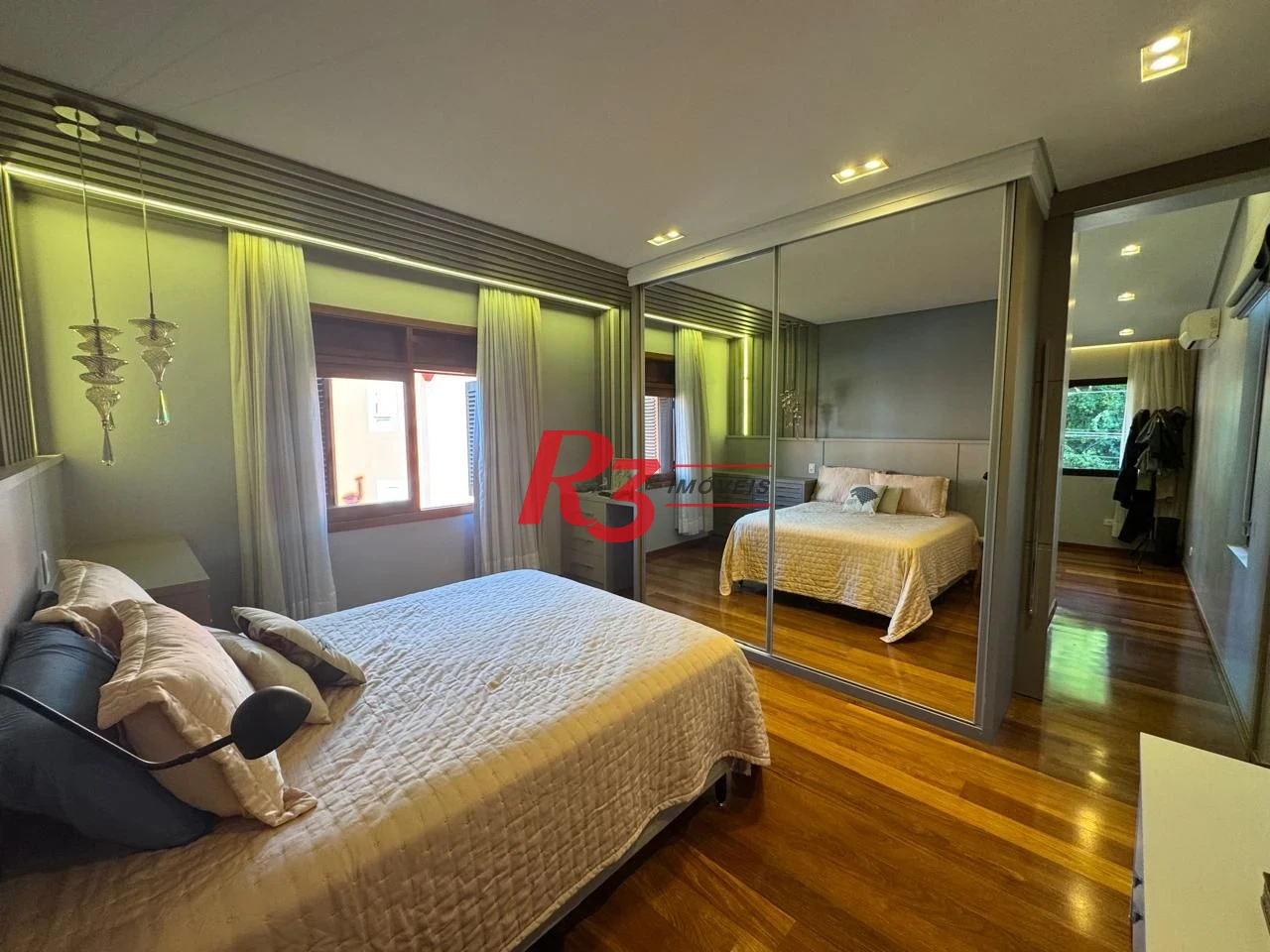 Casa com 4 dormitórios à venda, 960 m² por R$ 7.600.000,00 - Morro de Nova Cintra - Santos/SP