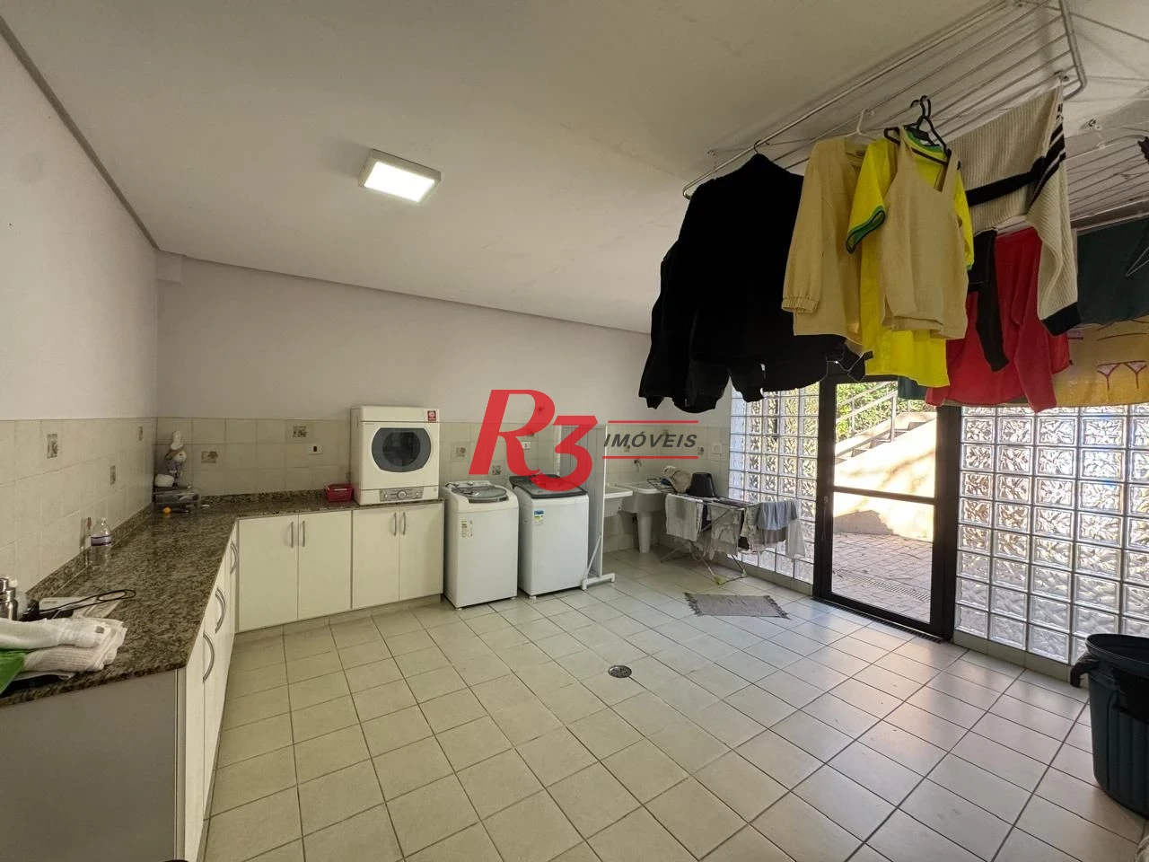 Casa com 4 dormitórios à venda, 960 m² por R$ 7.600.000,00 - Morro de Nova Cintra - Santos/SP