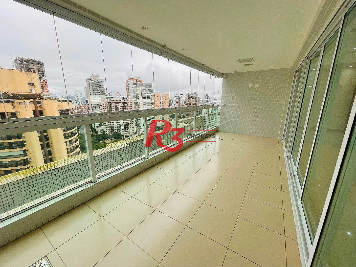 Apartamento para alugar, 168 m² por R$ 17.000,00/mês - Ponta da Praia - Santos/SP