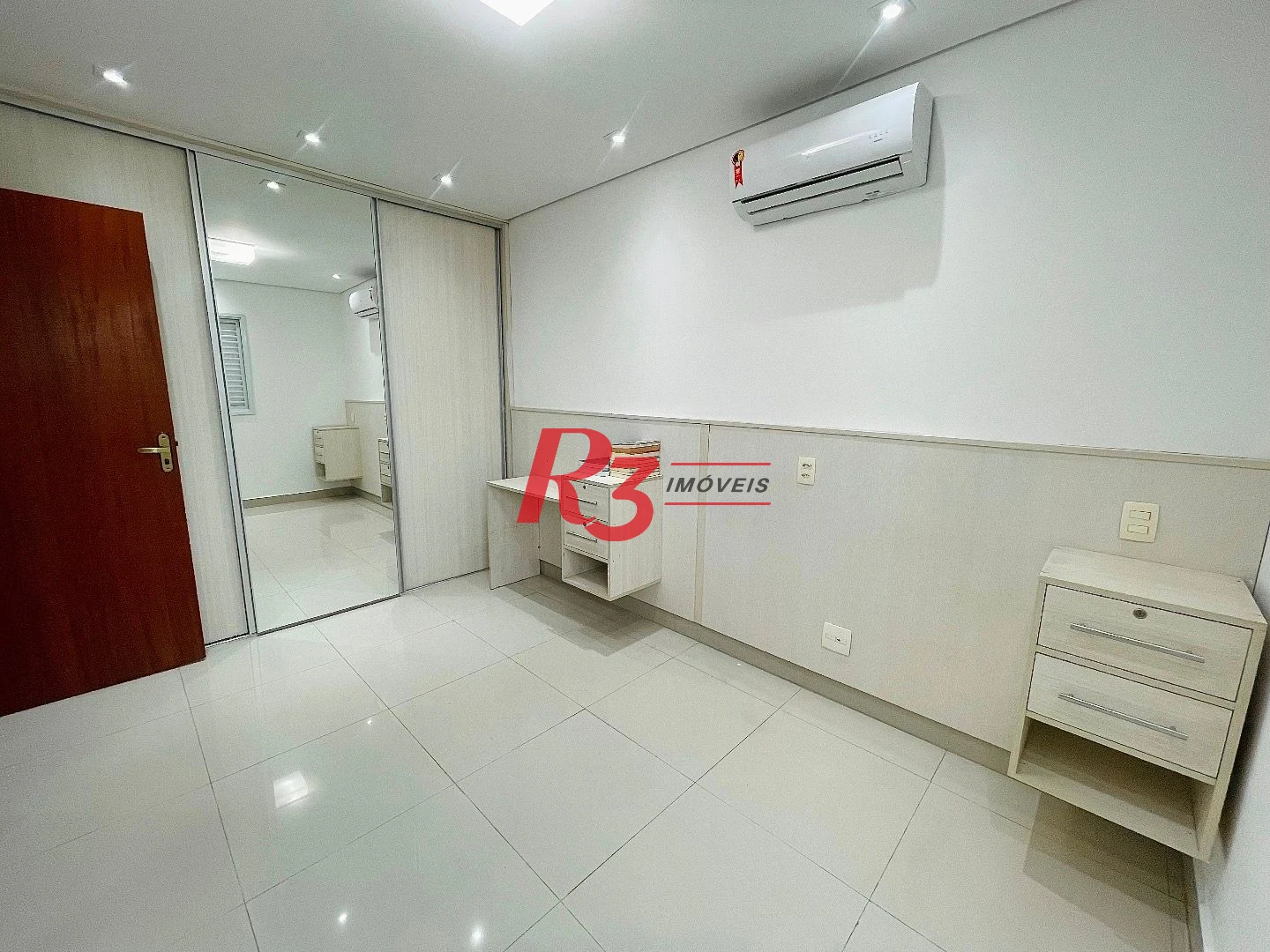 Apartamento para alugar, 168 m² por R$ 17.000,00/mês - Ponta da Praia - Santos/SP