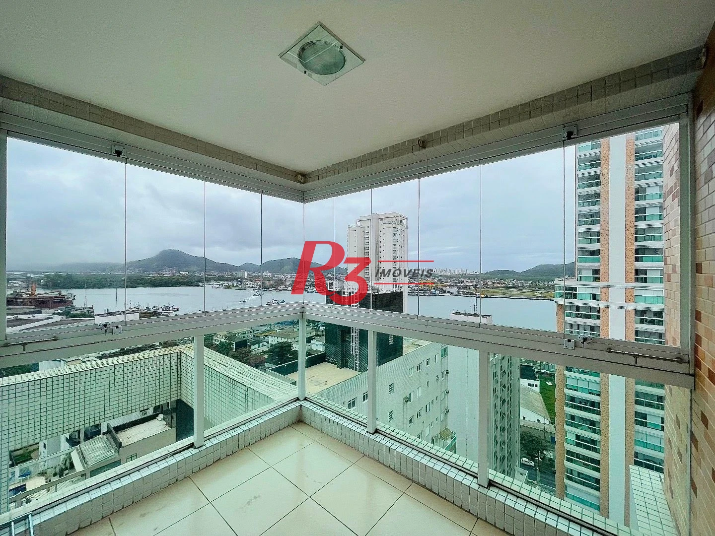 Apartamento para alugar, 168 m² por R$ 17.000,00/mês - Ponta da Praia - Santos/SP