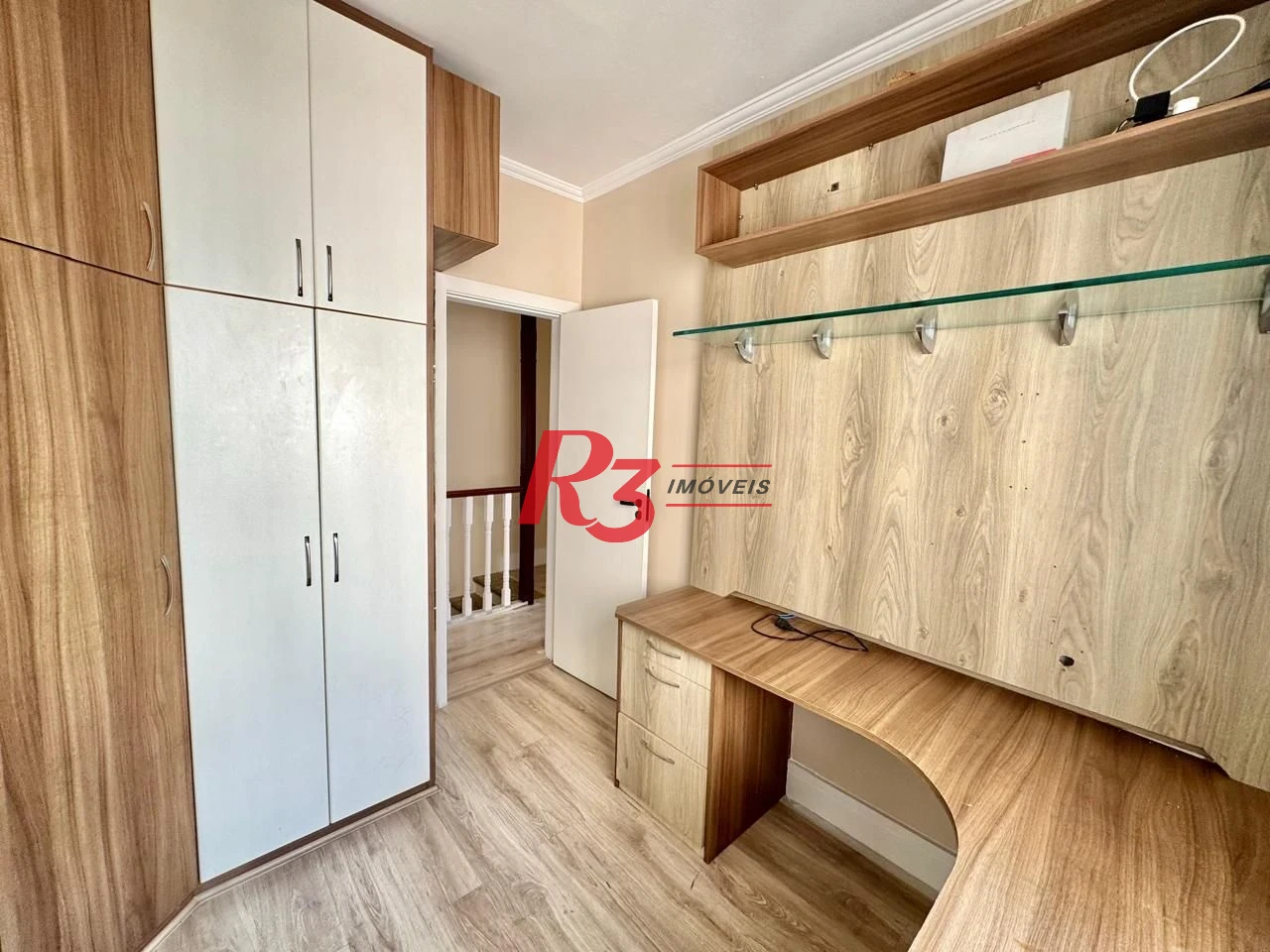 Sobrado com 3 dormitórios para alugar, 108 m² por R$ 5.500,00/mês - Embaré - Santos/SP