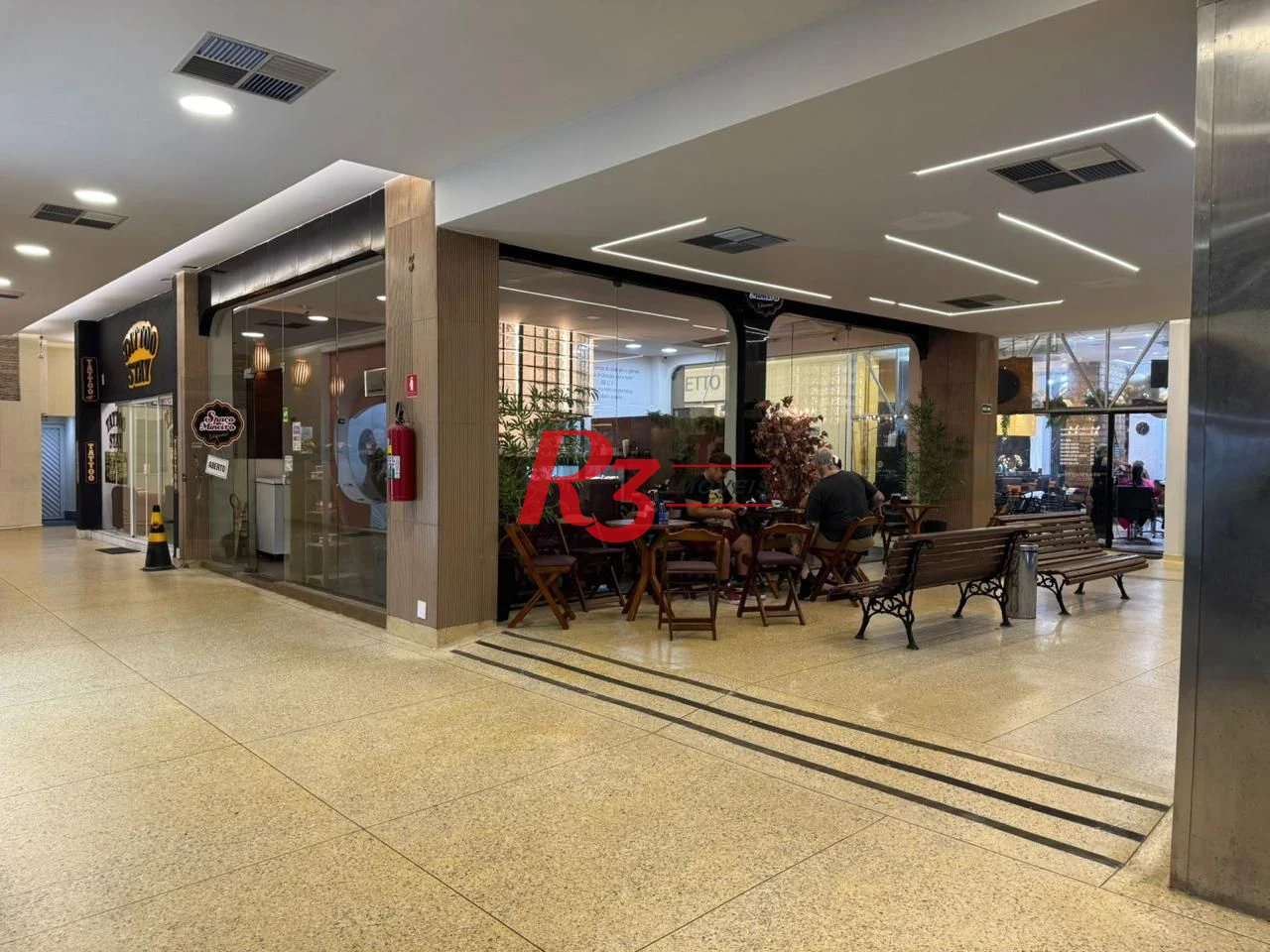Loja para alugar, 70 m² por R$ 8.000/mês - Gonzaga - Santos/SP
