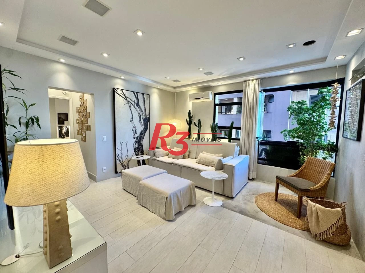 Apartamento com 2 dormitórios à venda, 110 m² por R$ 950.000,00 - Gonzaga - Santos/SP