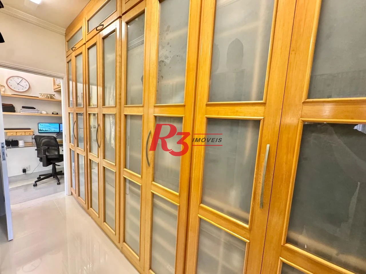 Apartamento com 2 dormitórios à venda, 110 m² por R$ 950.000,00 - Gonzaga - Santos/SP