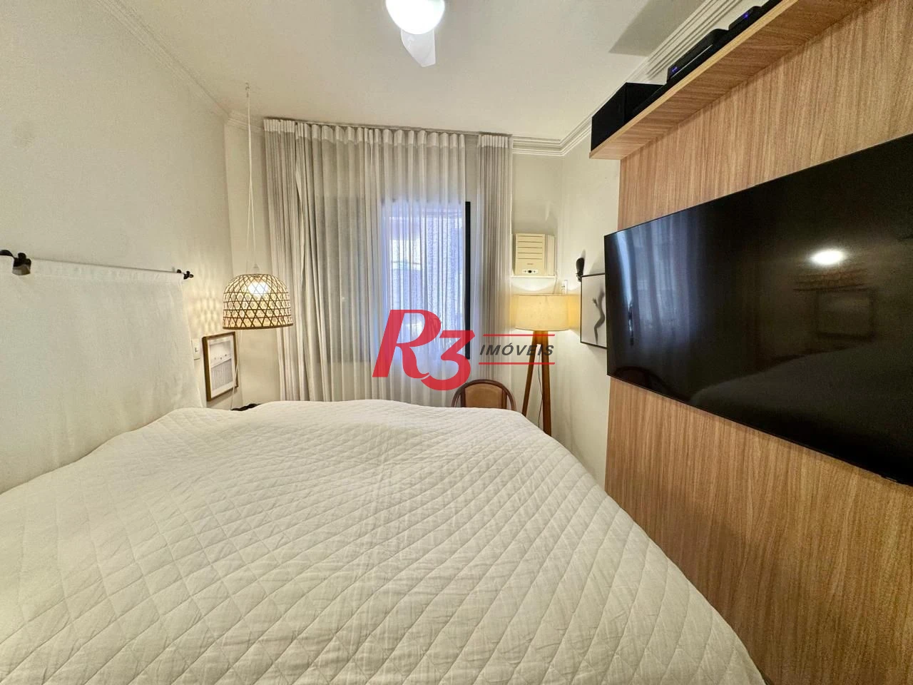 Apartamento com 2 dormitórios à venda, 110 m² por R$ 950.000,00 - Gonzaga - Santos/SP