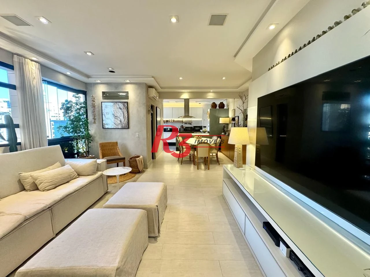 Apartamento com 2 dormitórios à venda, 110 m² por R$ 950.000,00 - Gonzaga - Santos/SP