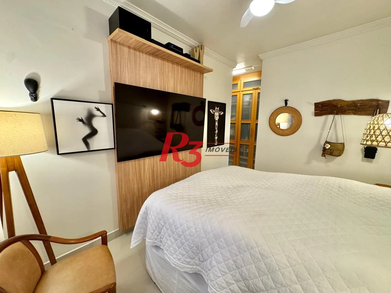 Apartamento com 2 dormitórios à venda, 110 m² por R$ 950.000,00 - Gonzaga - Santos/SP