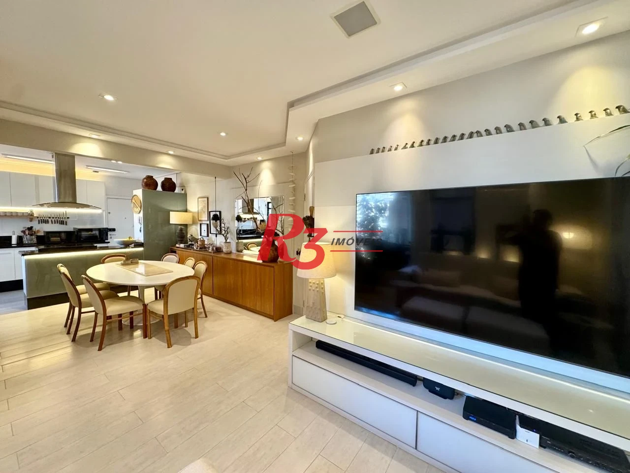 Apartamento com 2 dormitórios à venda, 110 m² por R$ 950.000,00 - Gonzaga - Santos/SP