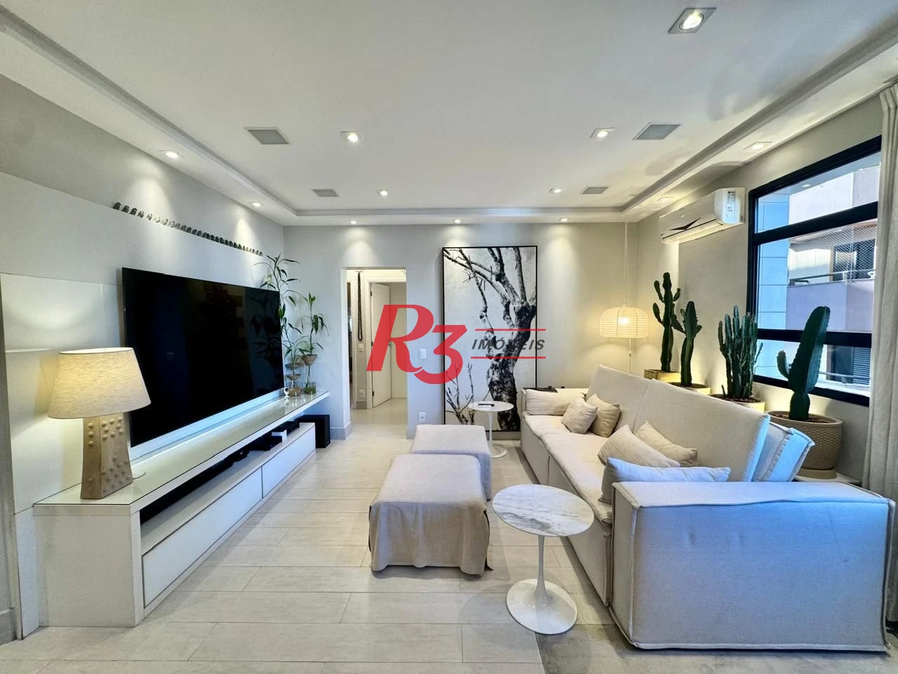 Apartamento com 2 dormitórios à venda, 110 m² por R$ 950.000,00 - Gonzaga - Santos/SP