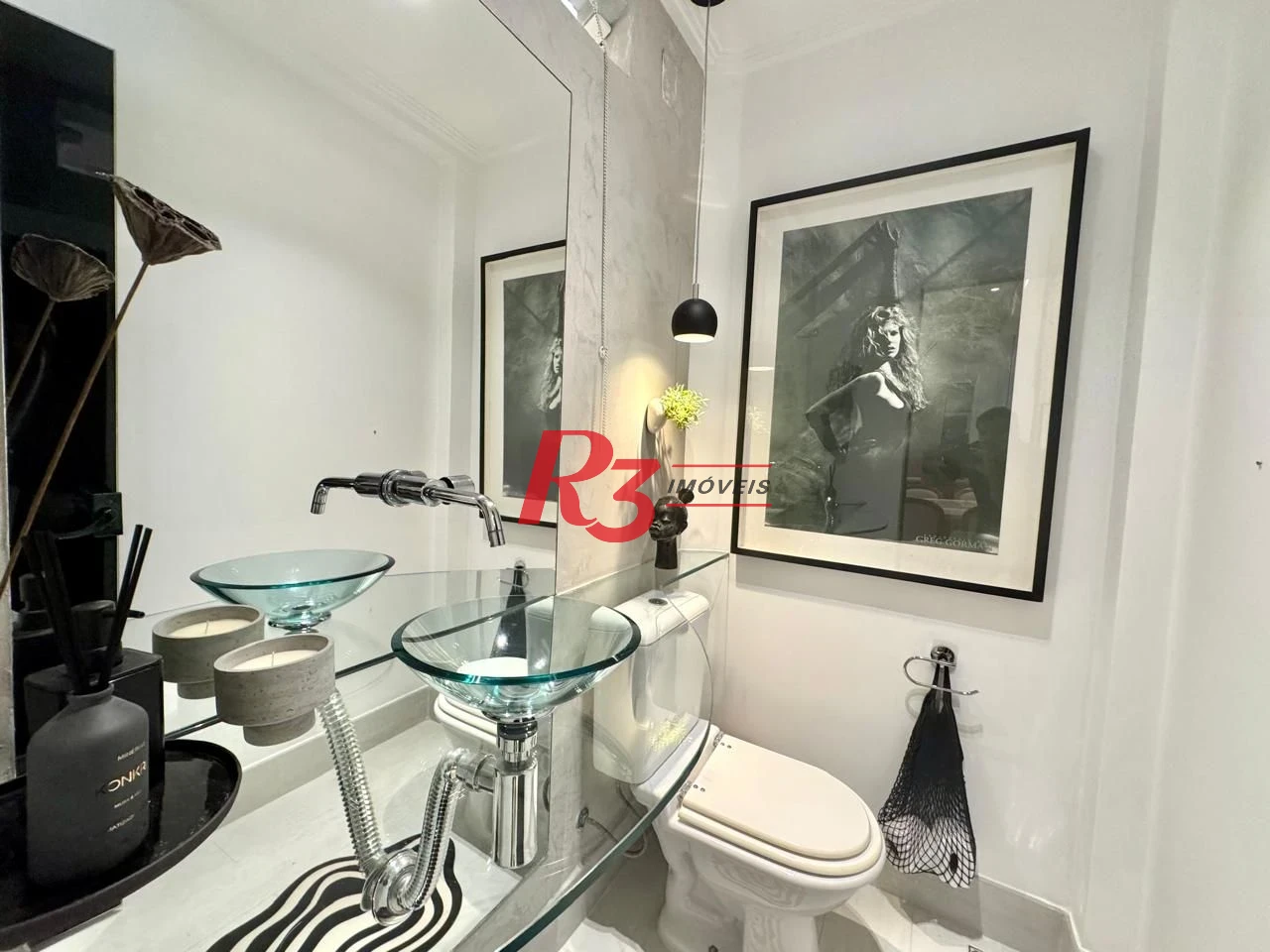 Apartamento com 2 dormitórios à venda, 110 m² por R$ 950.000,00 - Gonzaga - Santos/SP