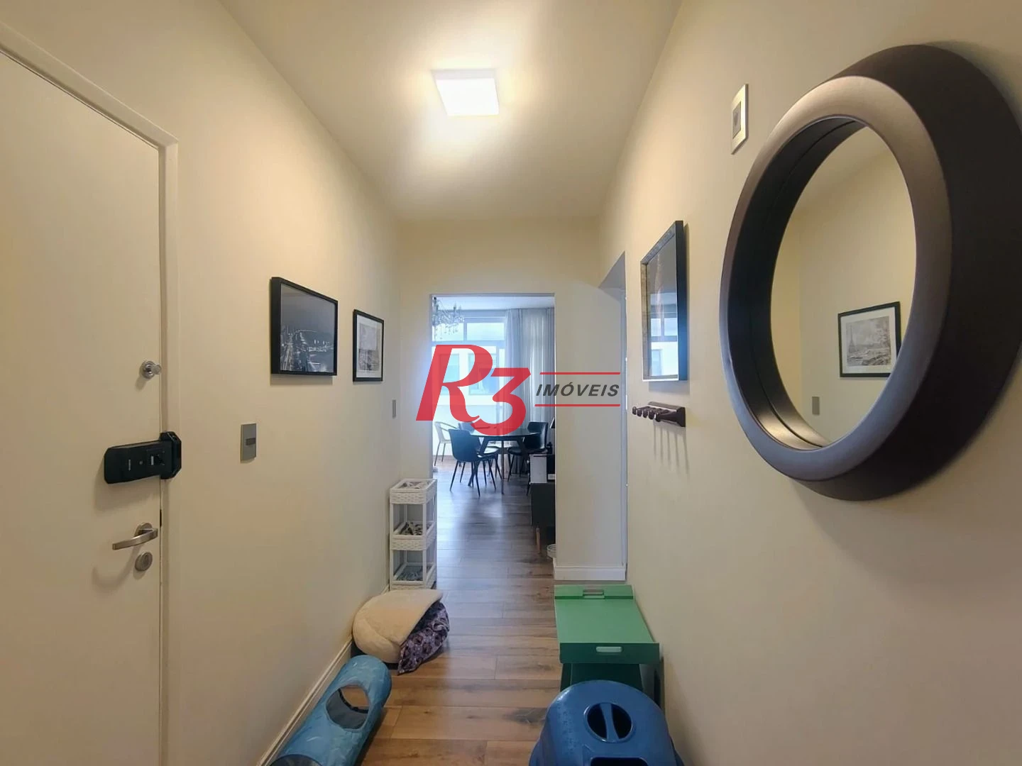 Apartamento com 2 dormitórios à venda, 86 m² por R$ 900.000,00 - Gonzaga - Santos/SP