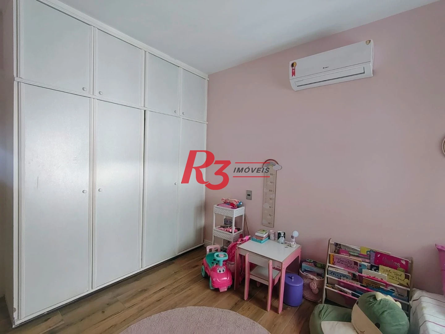 Apartamento com 2 dormitórios à venda, 86 m² por R$ 900.000,00 - Gonzaga - Santos/SP
