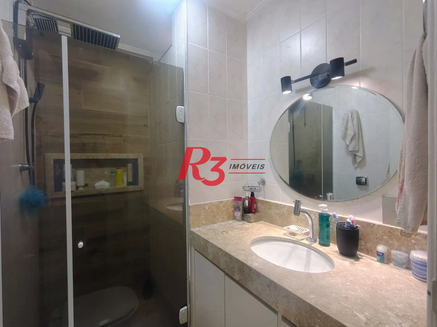 Apartamento com 2 dormitórios à venda, 86 m² por R$ 900.000,00 - Gonzaga - Santos/SP