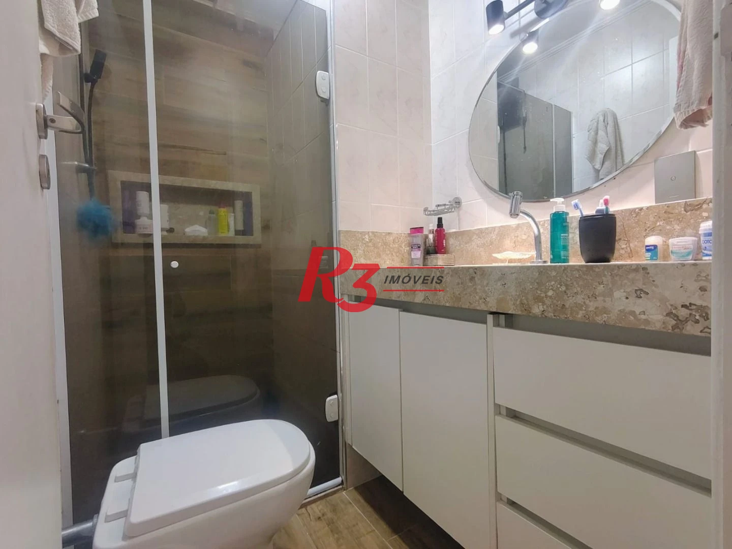 Apartamento com 2 dormitórios à venda, 86 m² por R$ 900.000,00 - Gonzaga - Santos/SP