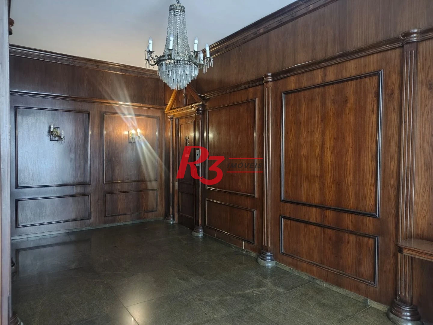 Apartamento com 2 dormitórios à venda, 86 m² por R$ 900.000,00 - Gonzaga - Santos/SP