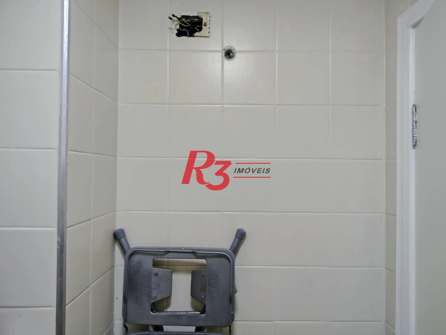 Apartamento com 2 dormitórios à venda, 86 m² por R$ 900.000,00 - Gonzaga - Santos/SP