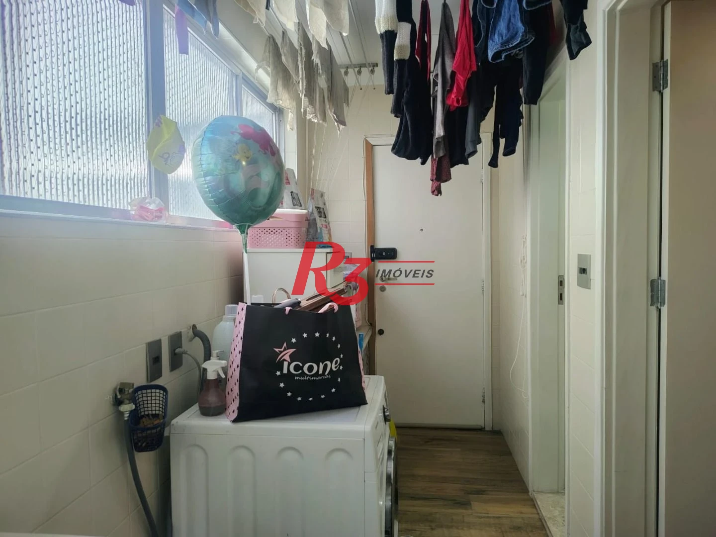 Apartamento com 2 dormitórios à venda, 86 m² por R$ 900.000,00 - Gonzaga - Santos/SP
