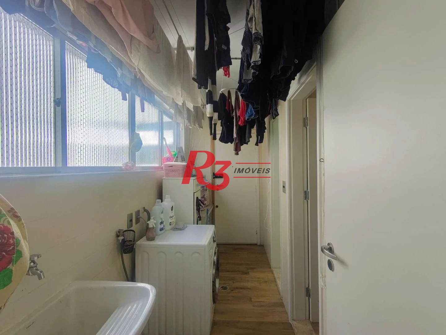 Apartamento com 2 dormitórios à venda, 86 m² por R$ 900.000,00 - Gonzaga - Santos/SP