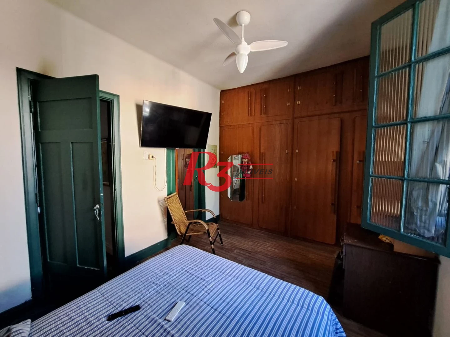 Sobrado com 2 dormitórios à venda, 186 m² por R$ 800.000,00 - Campo Grande - Santos/SP